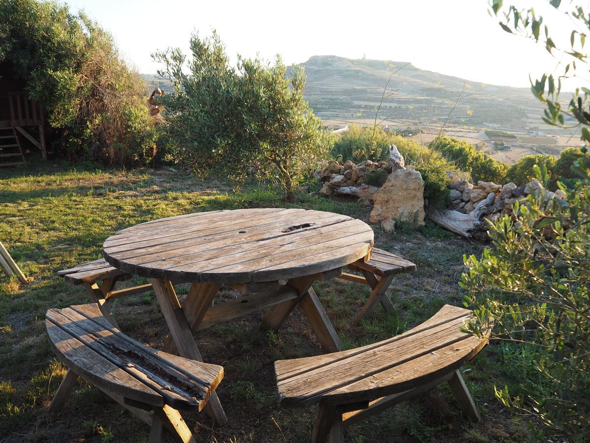 Hal-Saghtrija D7 - Quaint Suites Zebbug  Bagian luar foto